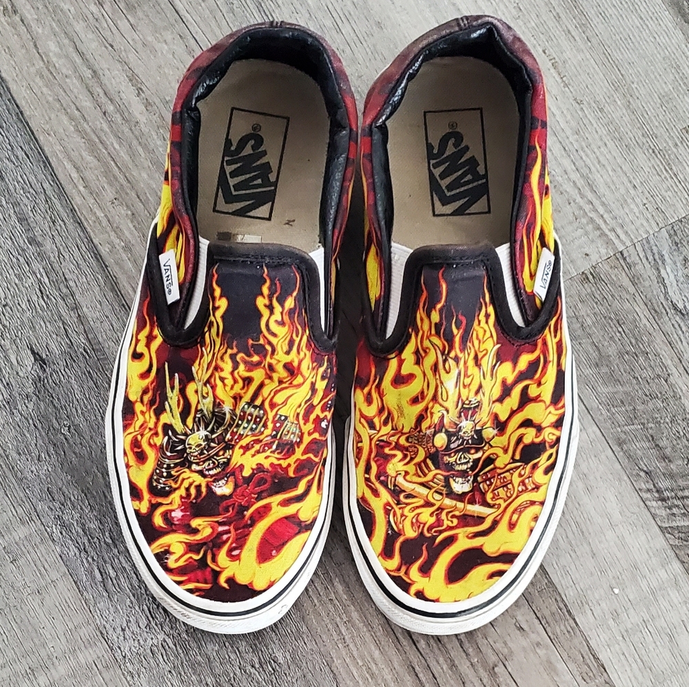 Youth slip on Vans size 6.5